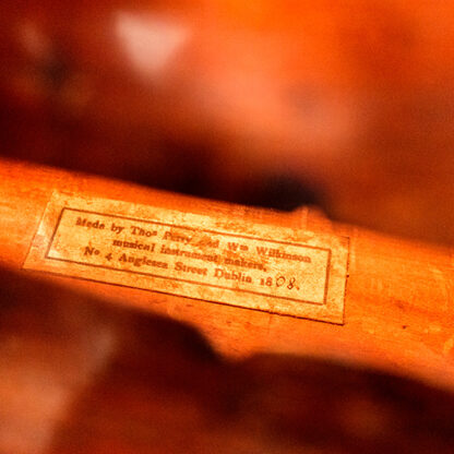 Cello door T. Perry & W. Wilkinson (Dublin, Ierland, 1808) detail label